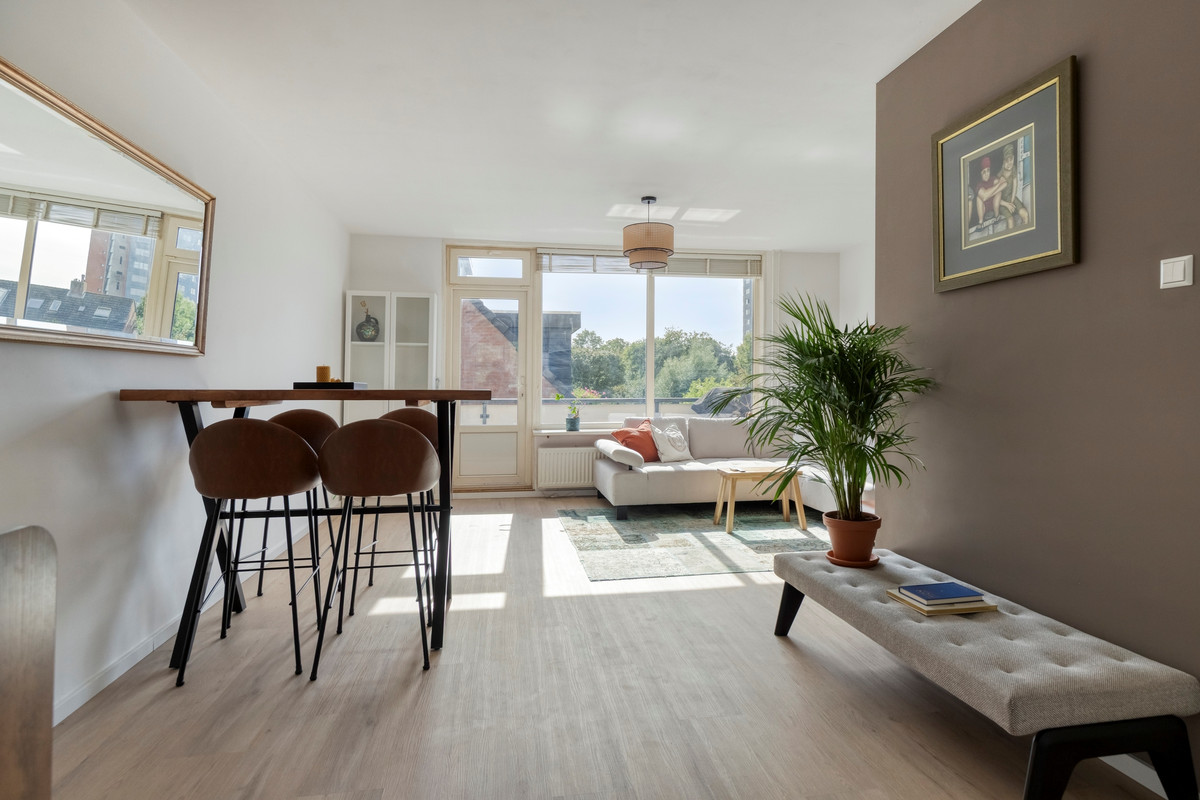 Appartement te koop: Onafhankelijkheidsweg 76, Leiden