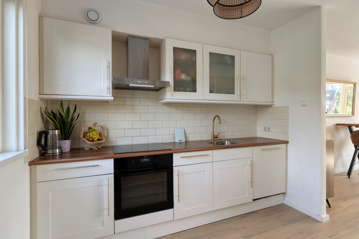 Appartement te koop: Onafhankelijkheidsweg 76, Leiden