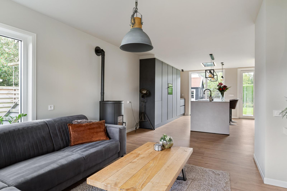 Vrijstaande woning te koop: Willem Lodewijkstrjitte 4, Kootstertille