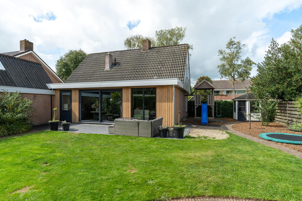 Vrijstaande woning te koop: Willem Lodewijkstrjitte 4, Kootstertille