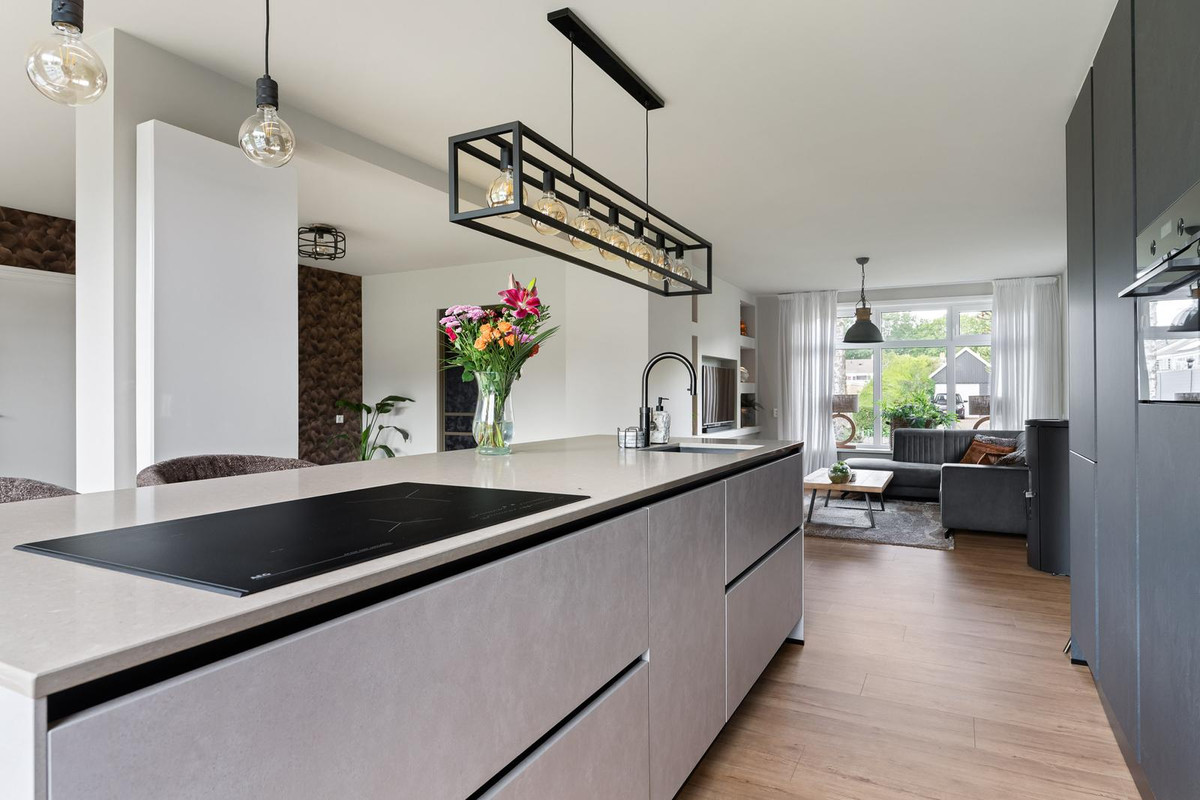 Vrijstaande woning te koop: Willem Lodewijkstrjitte 4, Kootstertille
