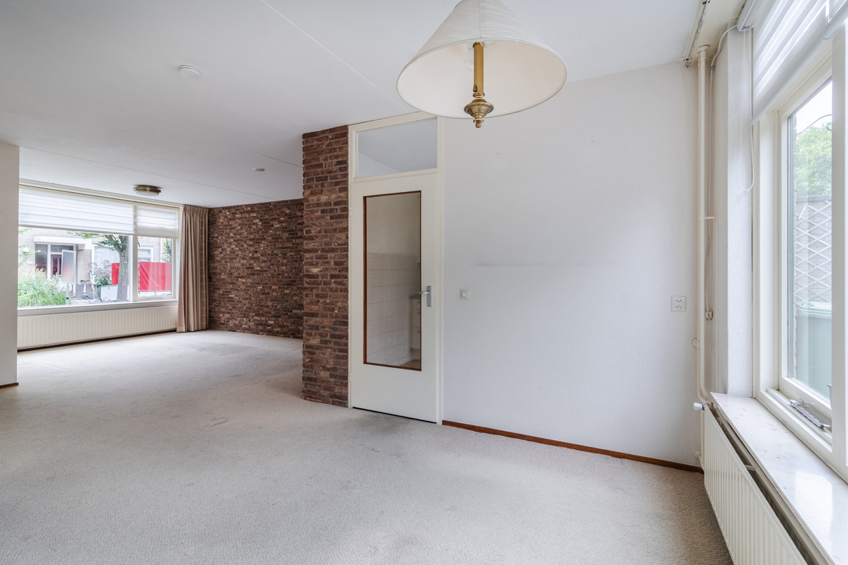 Tussenwoning te koop: Wikkestraat 89, Alphen Aan Den Rijn