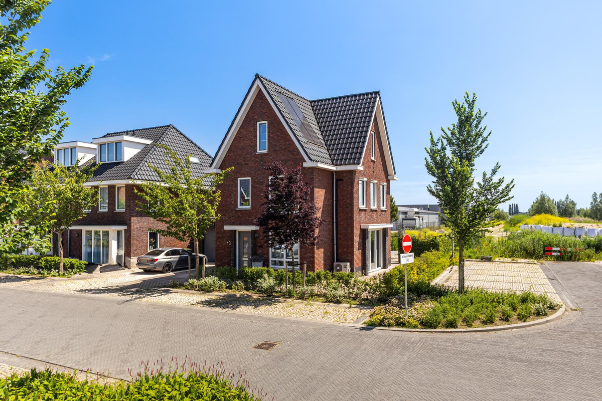 Hoekwoning te koop: Buitenstuk 13, Gouda