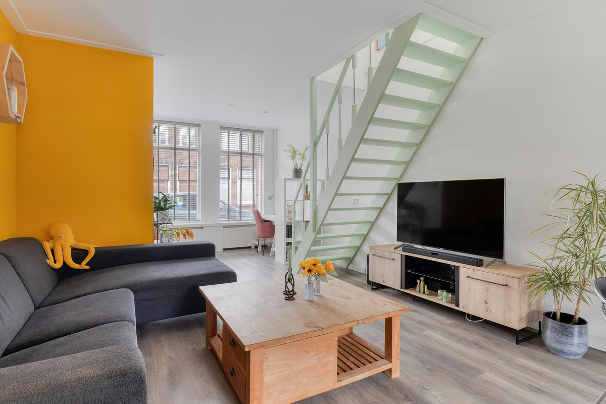 Tussenwoning te koop: Cornelis Ketelstraat 77, Gouda
