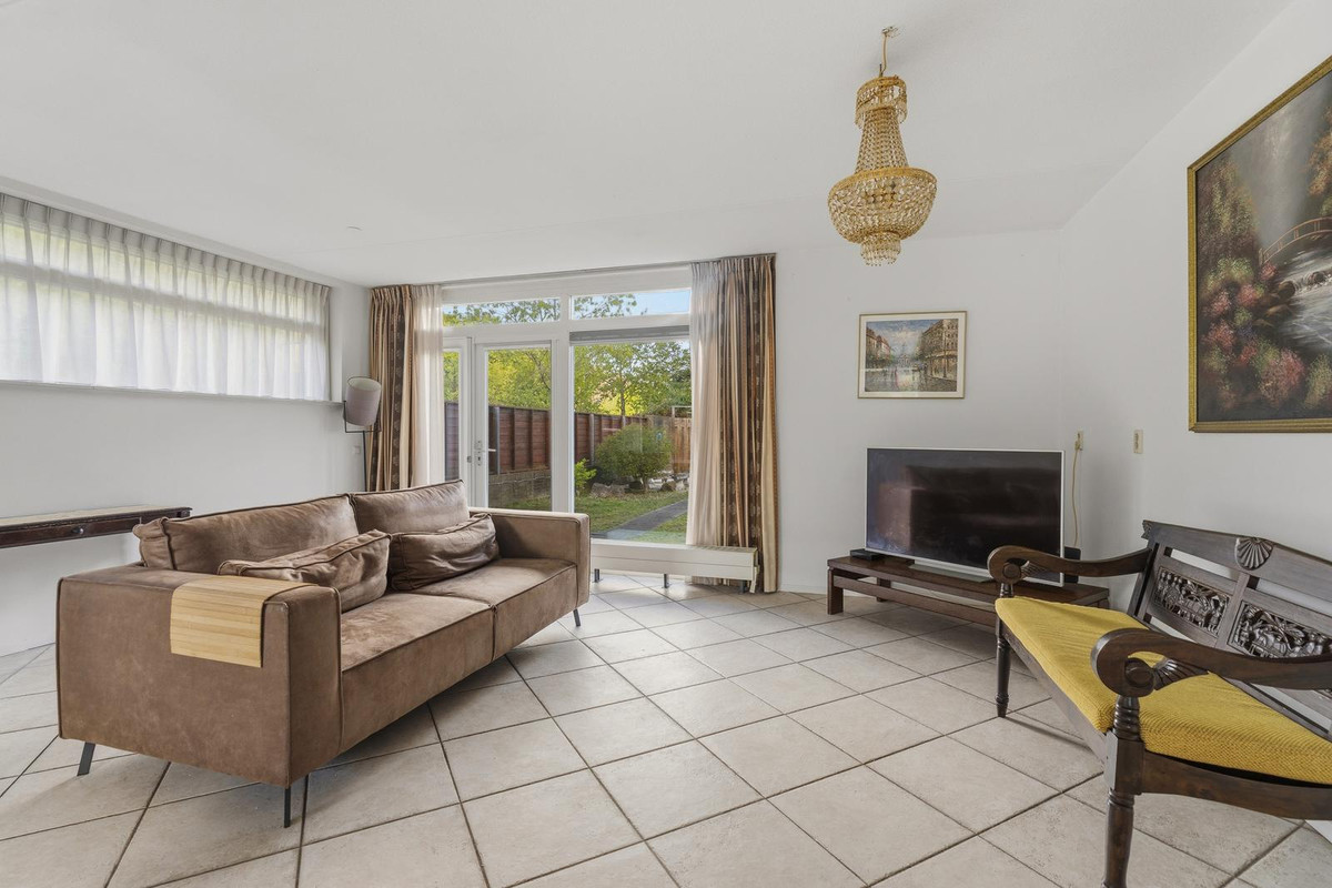 Hoekwoning te koop: Kandinskystraat 1, Almere