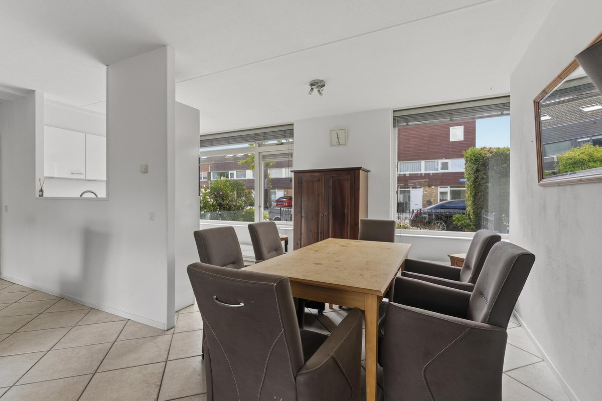 Hoekwoning te koop: Kandinskystraat 1, Almere