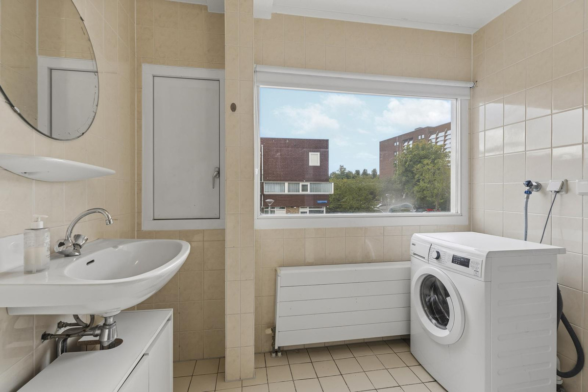 Hoekwoning te koop: Kandinskystraat 1, Almere