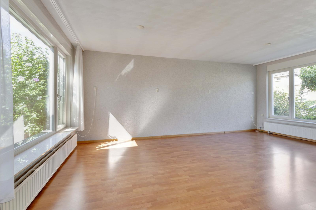 Tussenwoning te koop: Wethouder Hassingstraat 10, Overdinkel
