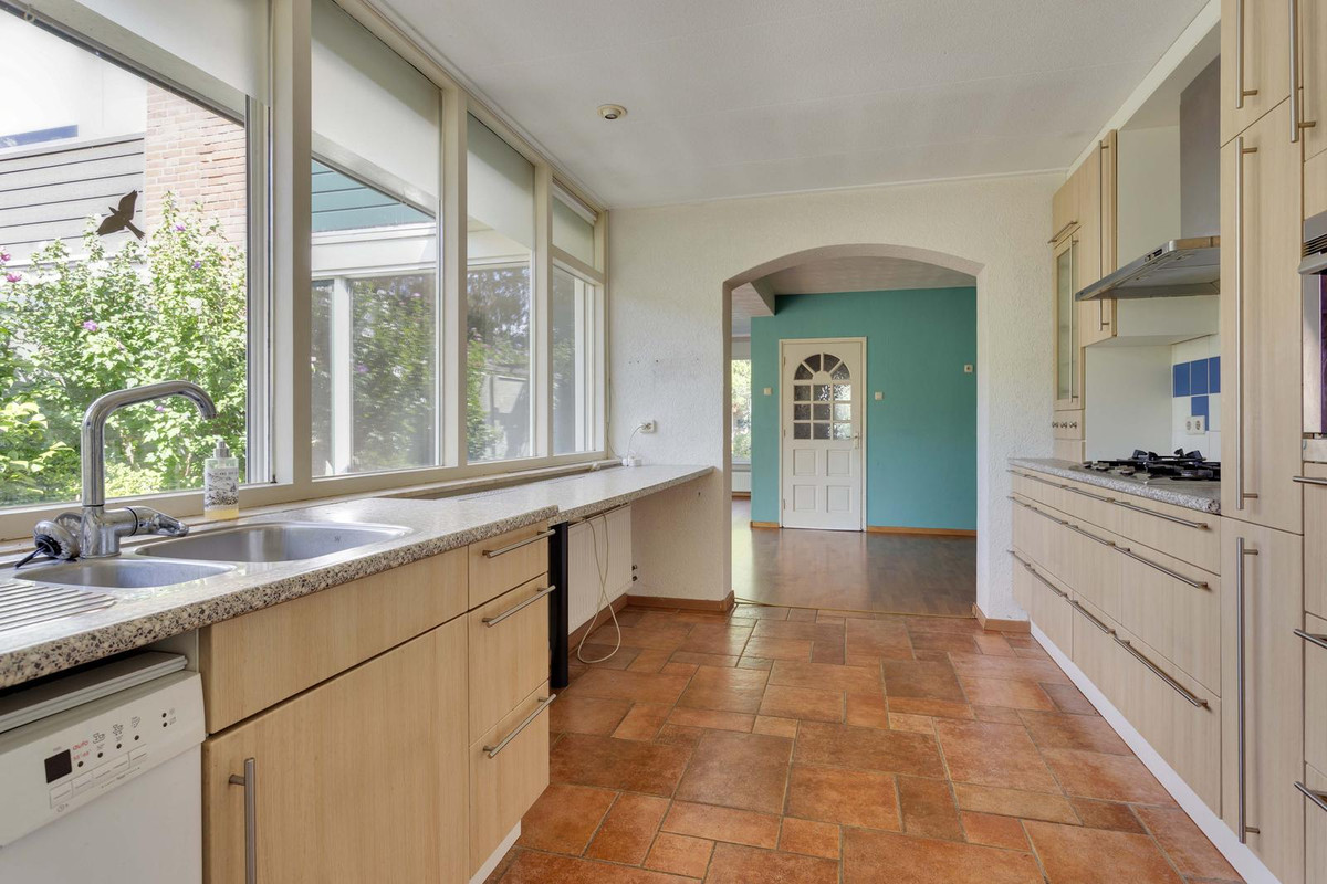 Tussenwoning te koop: Wethouder Hassingstraat 10, Overdinkel