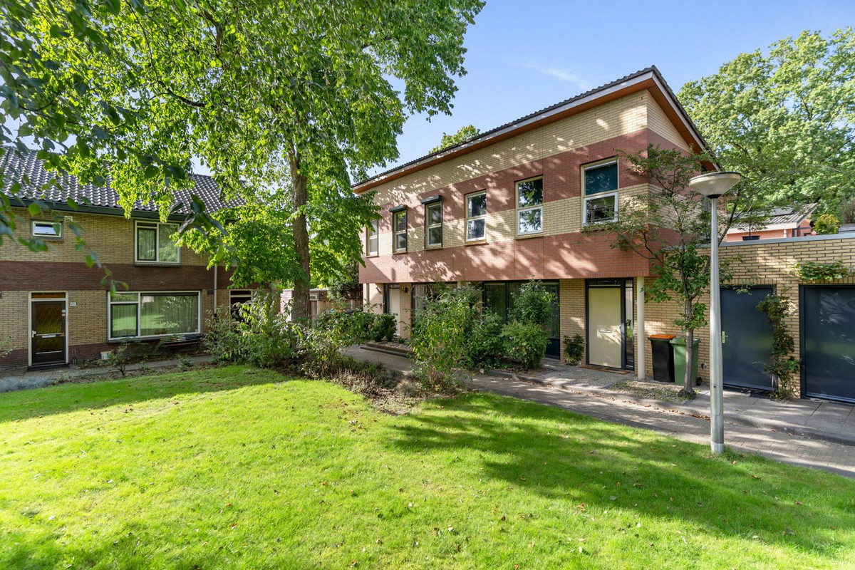 Tussenwoning te koop: Hunzestraat 89, Enschede