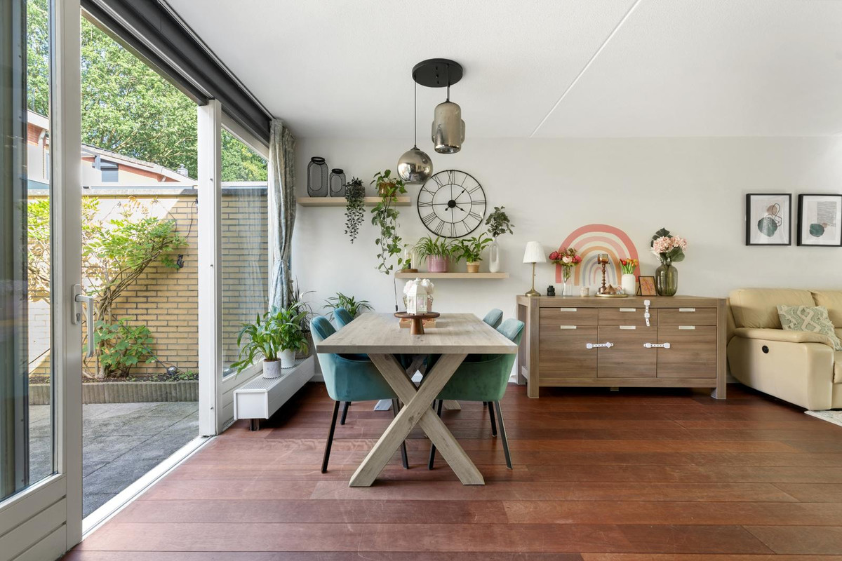 Tussenwoning te koop: Hunzestraat 89, Enschede