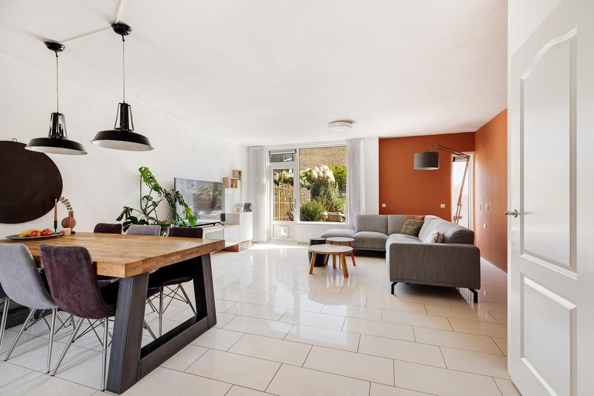 Hoekwoning te koop: Offenbachrode 1, Zoetermeer
