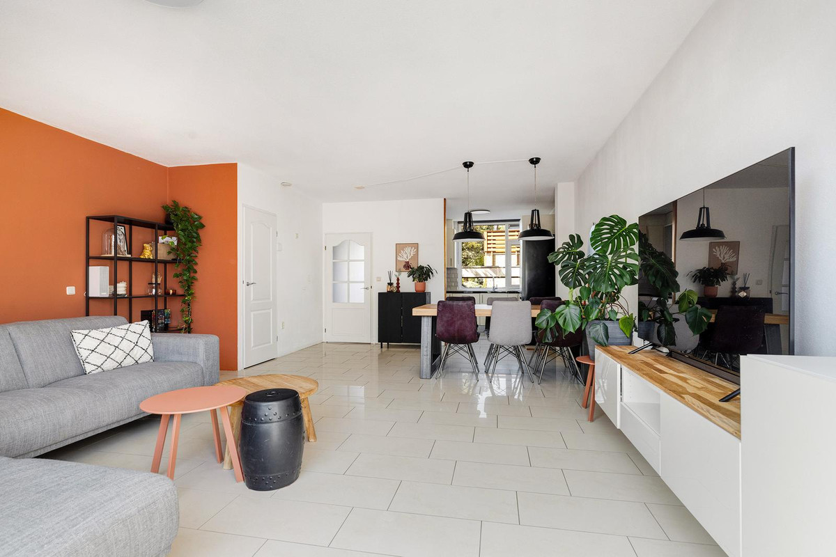 Hoekwoning te koop: Offenbachrode 1, Zoetermeer
