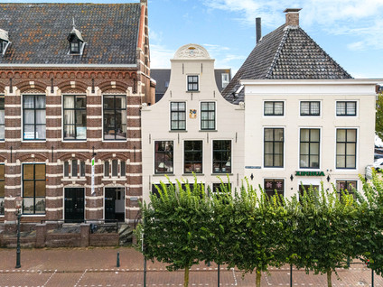 Grote Bredeplaats 4
