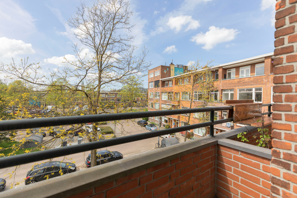 Appartement te koop: Bergselaan 58A02, Rotterdam