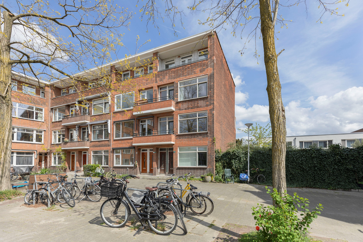 Appartement te koop: Bergselaan 58A02, Rotterdam