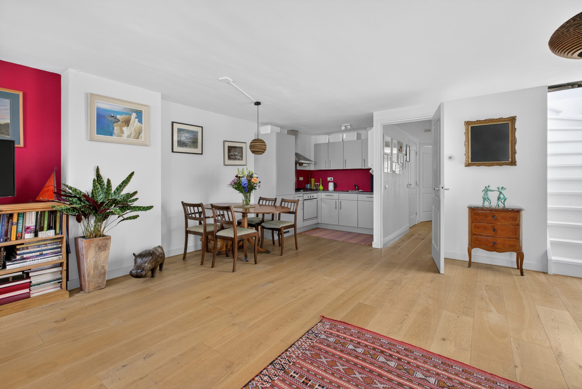 Appartement te koop: Van Ostadestraat 220-4, Amsterdam