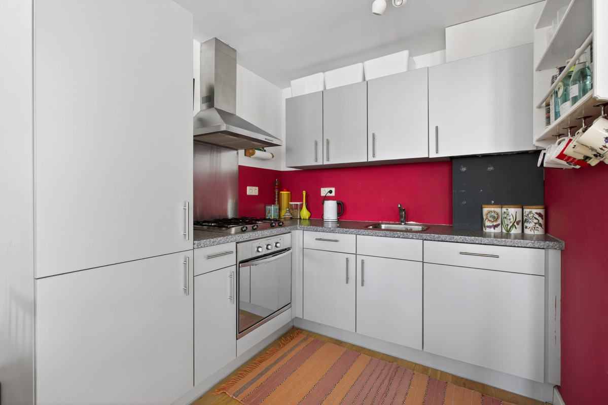 Appartement te koop: Van Ostadestraat 220-4, Amsterdam