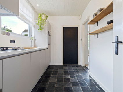 Van Laerstraat 10