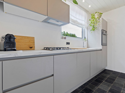 Van Laerstraat 10