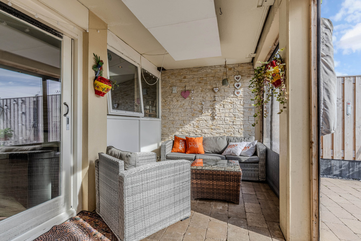 Tussenwoning te koop: Koevordermeerstraat 19, Lemmer