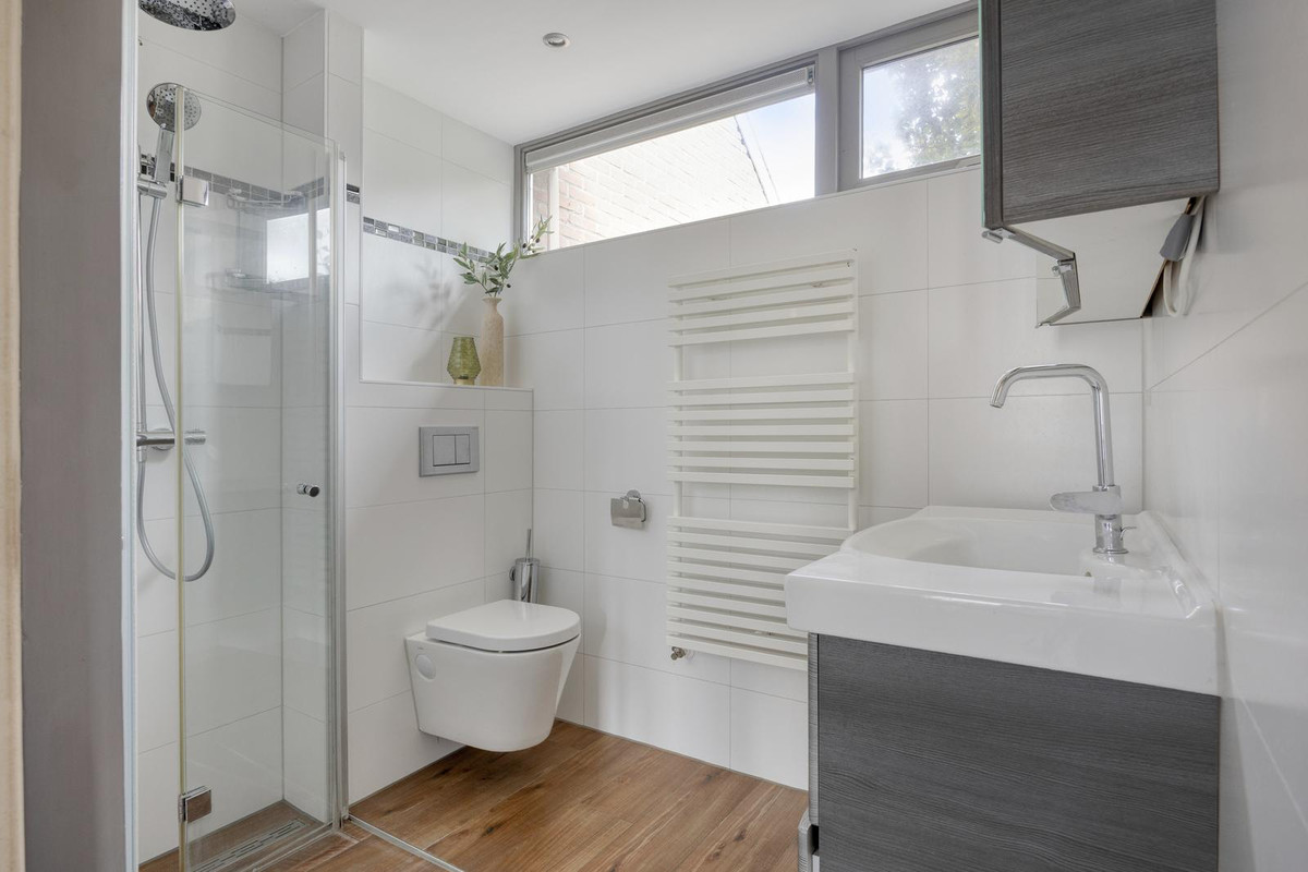 Tussenwoning te koop: Beukenlaan 7, Etten-Leur