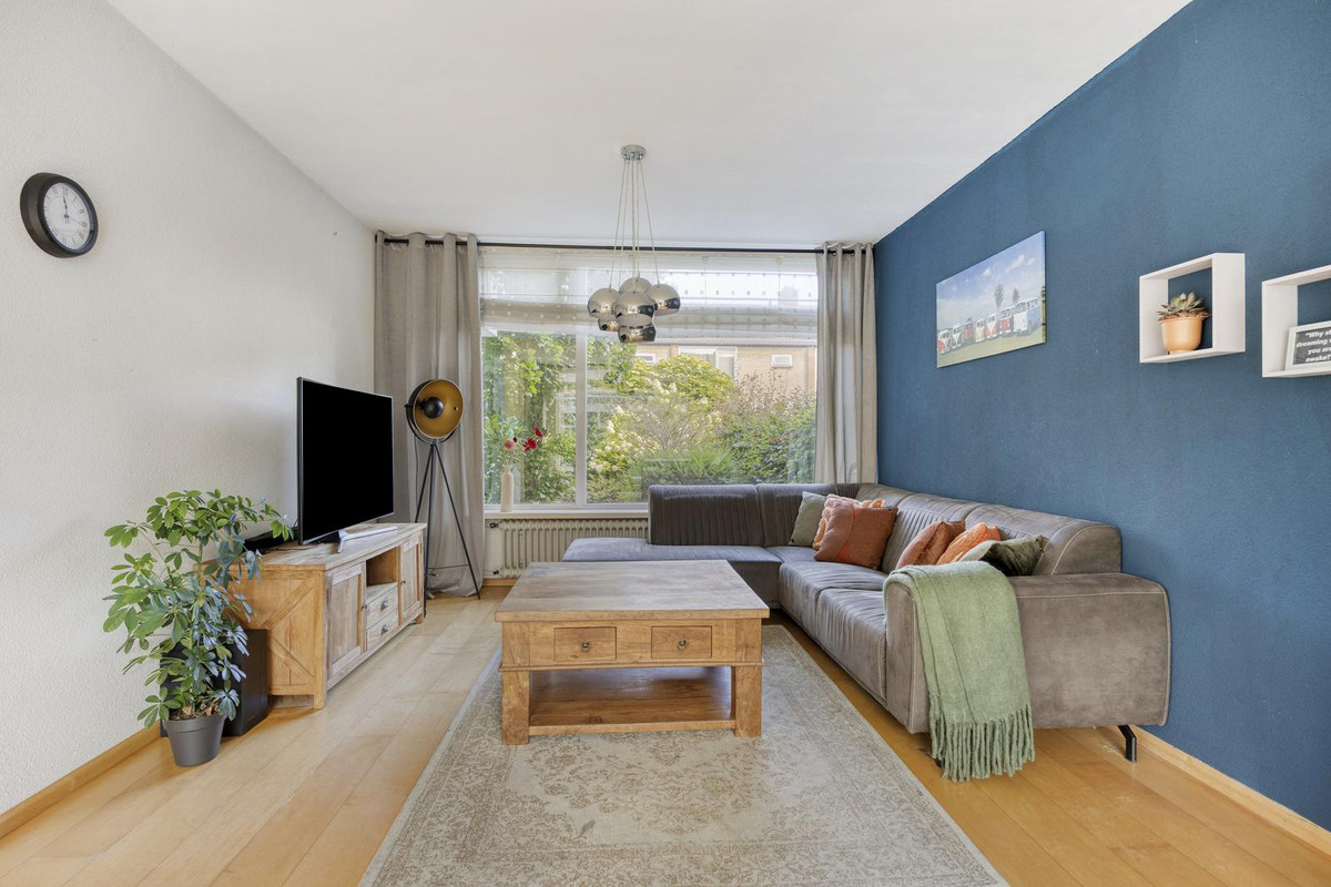 Tussenwoning te koop: Beukenlaan 7, Etten-Leur