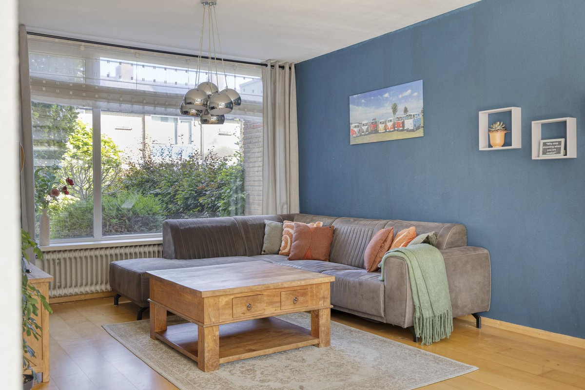 Tussenwoning te koop: Beukenlaan 7, Etten-Leur