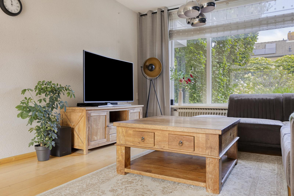 Tussenwoning te koop: Beukenlaan 7, Etten-Leur