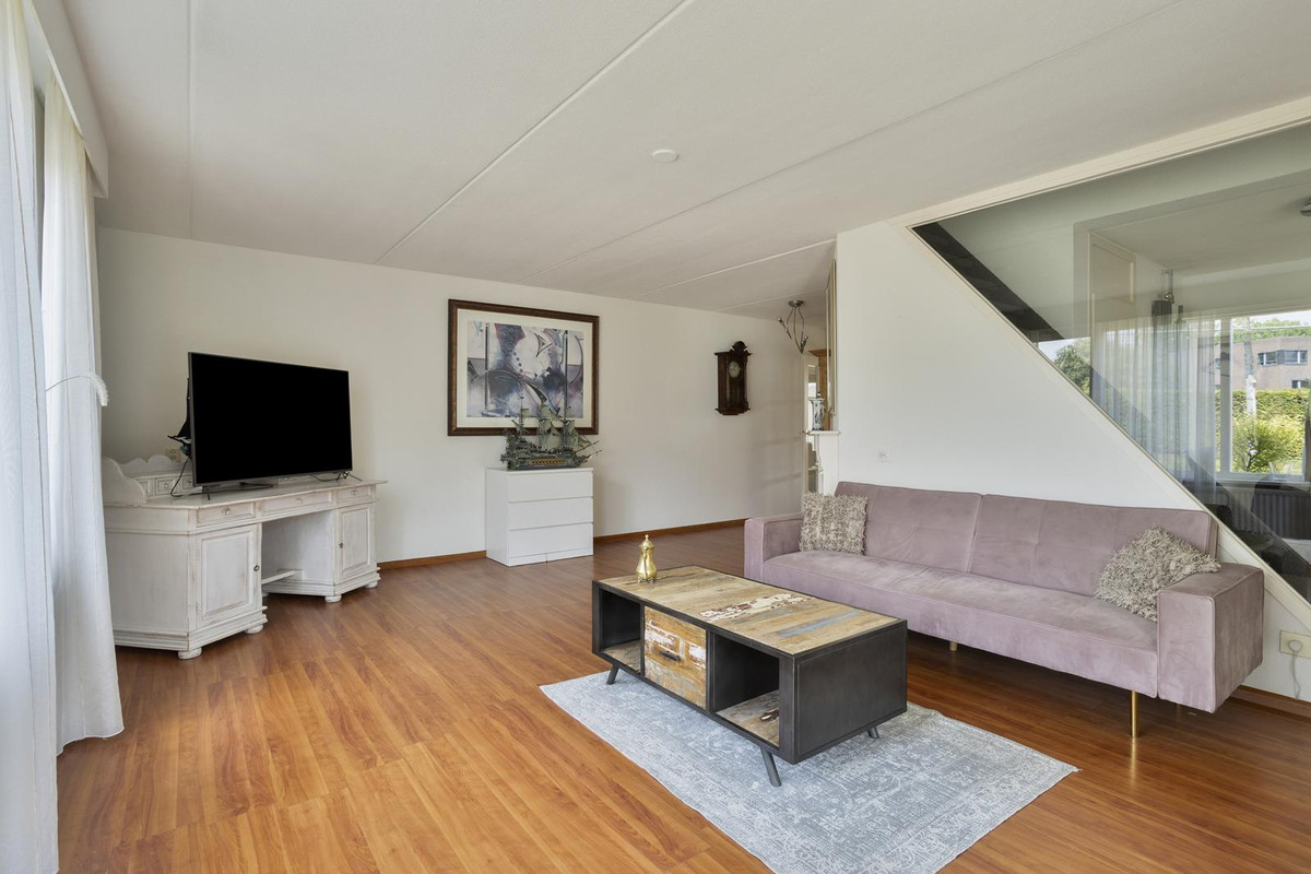 Hoekwoning te koop: Lorentzstraat 8, Geleen