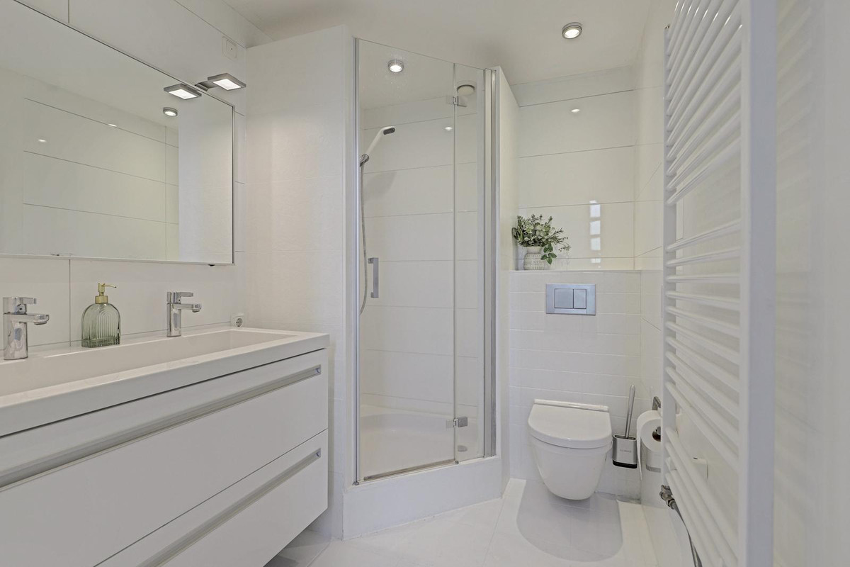 Hoekwoning te koop: Baarsweg 3, Almere