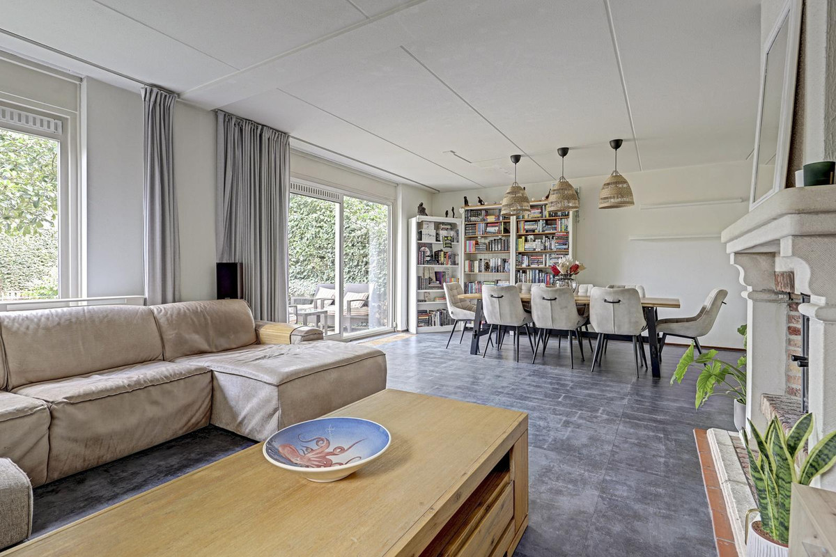 Hoekwoning te koop: Baarsweg 3, Almere