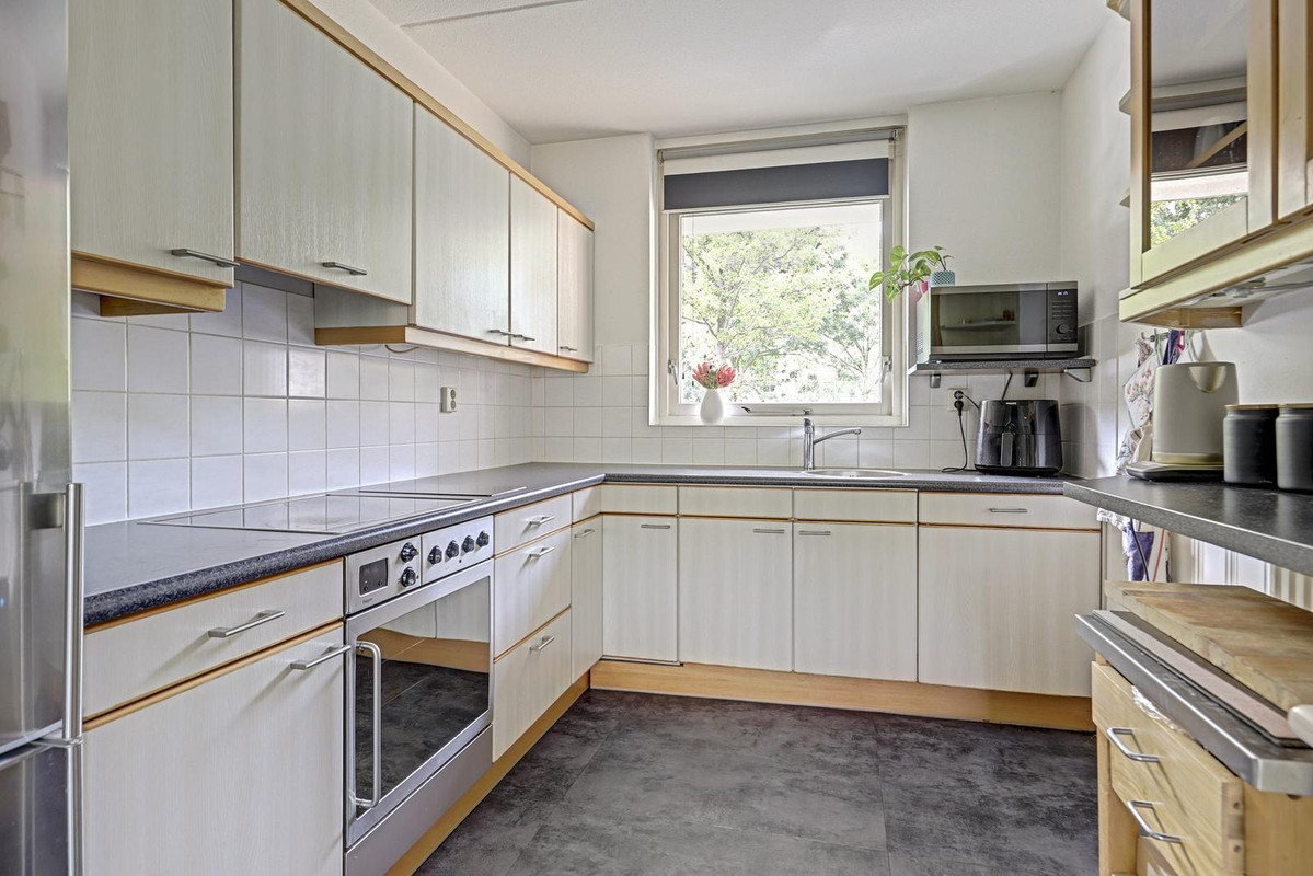 Hoekwoning te koop: Baarsweg 3, Almere