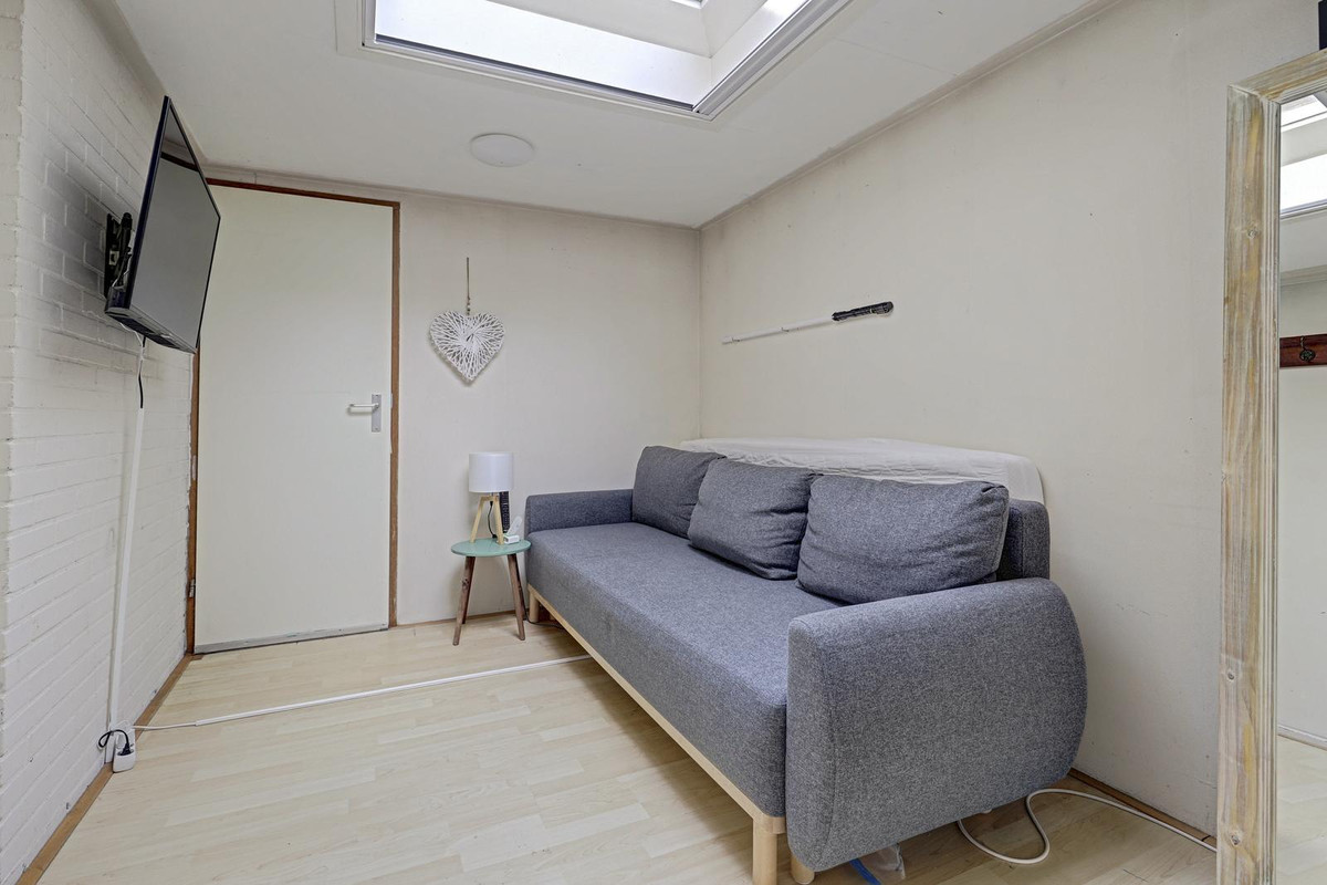 Hoekwoning te koop: Baarsweg 3, Almere