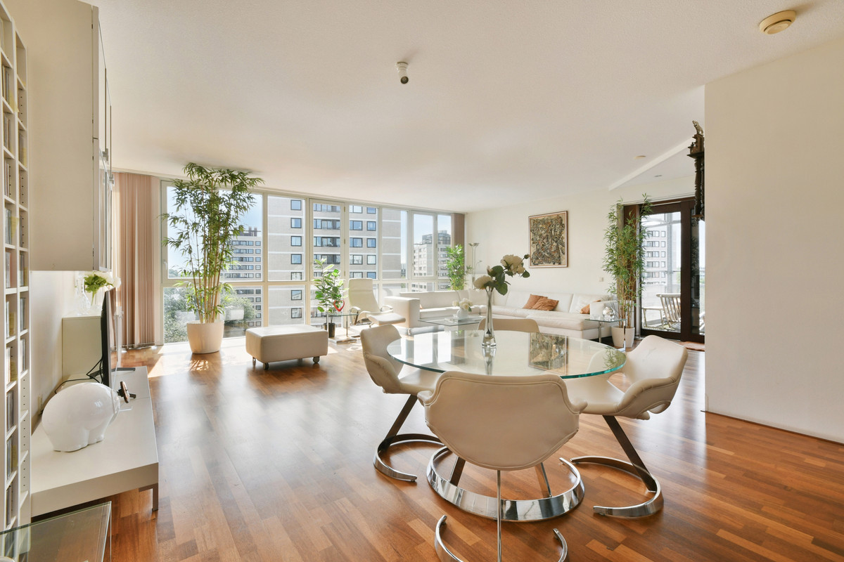 Appartement te koop: Oeverpad 592, Amsterdam