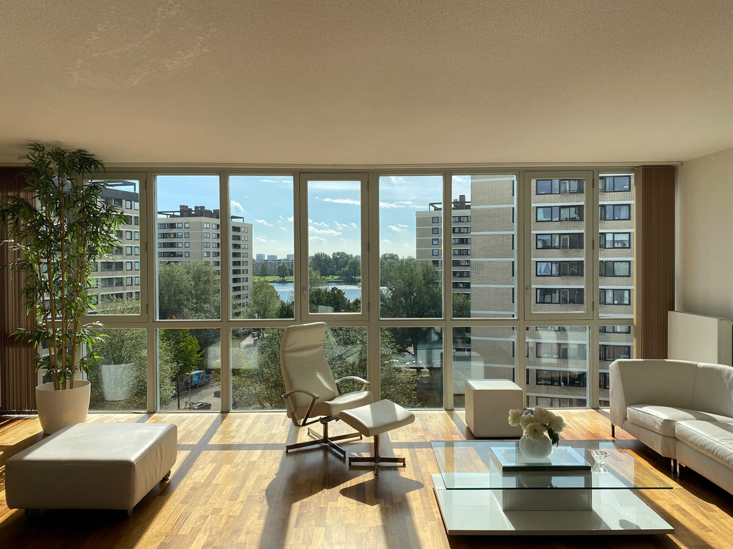 Appartement te koop: Oeverpad 592, Amsterdam