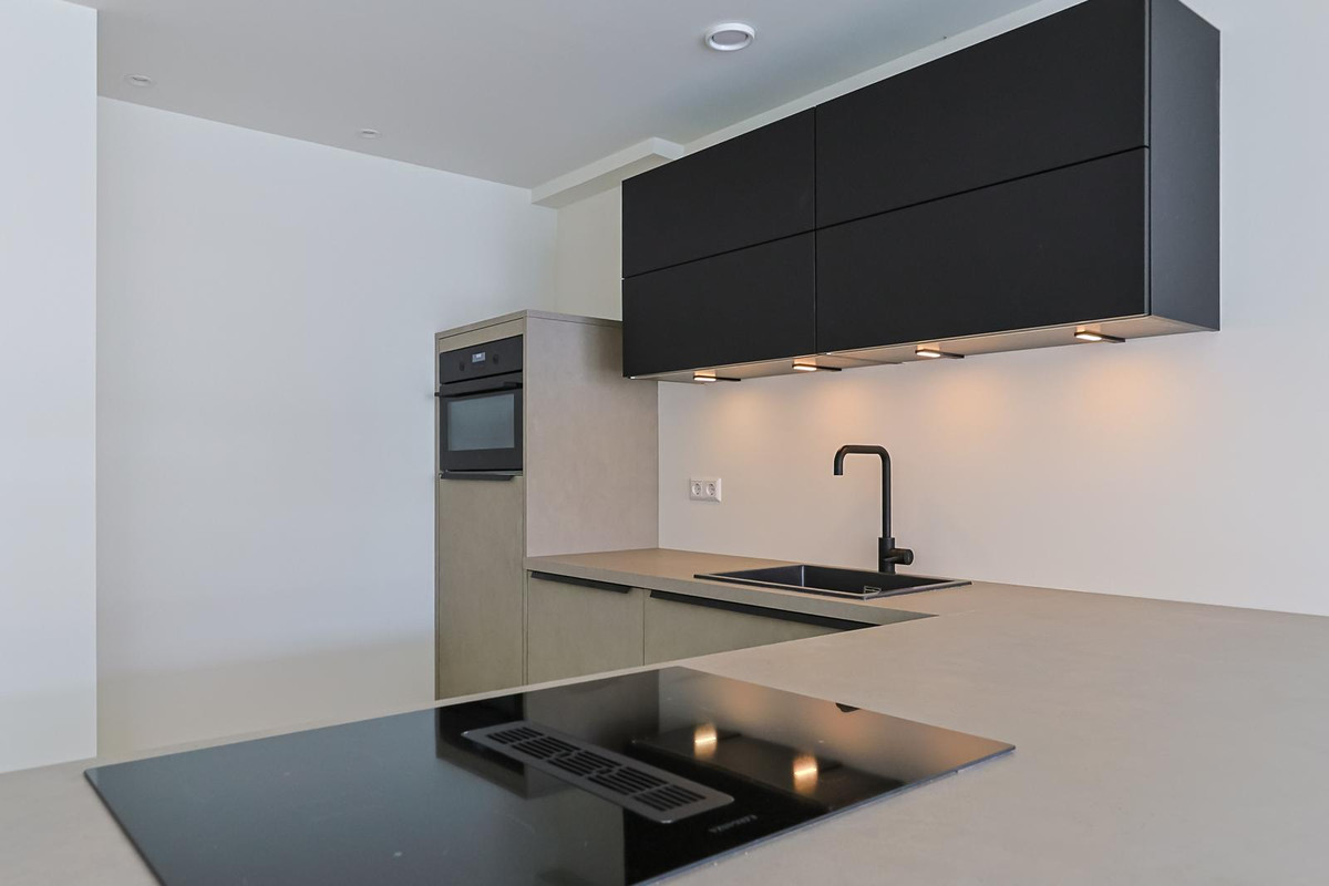 Appartement te koop: Raadhuisstraat 241, Alphen Aan Den Rijn