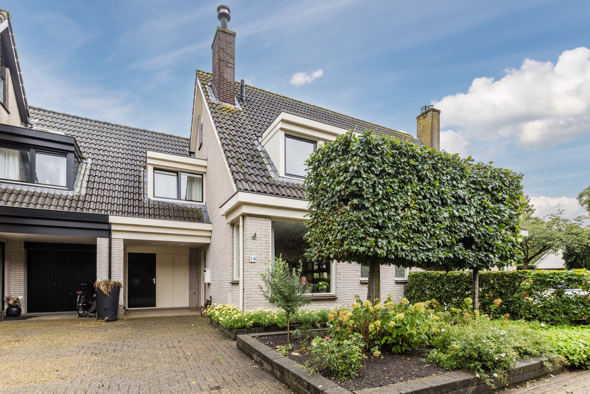 Tussenwoning te koop: Th Elsenstraat 18, Montfoort