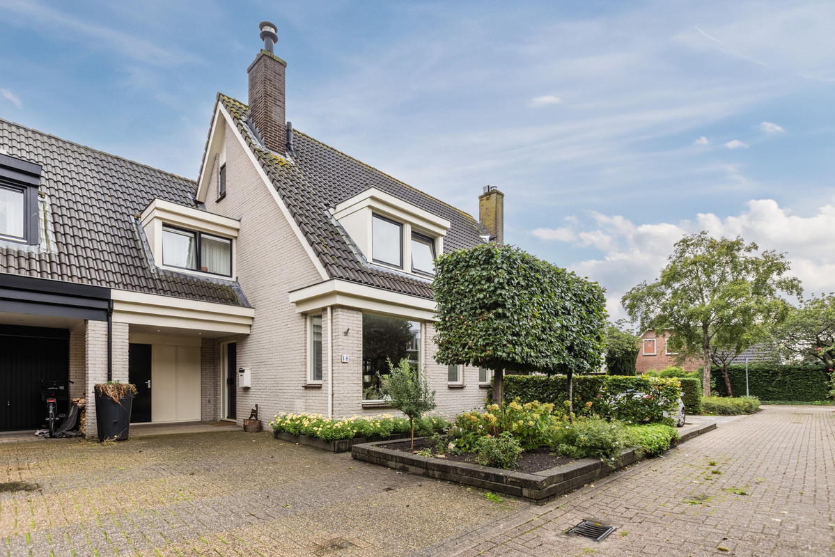 Tussenwoning te koop: Th Elsenstraat 18, Montfoort