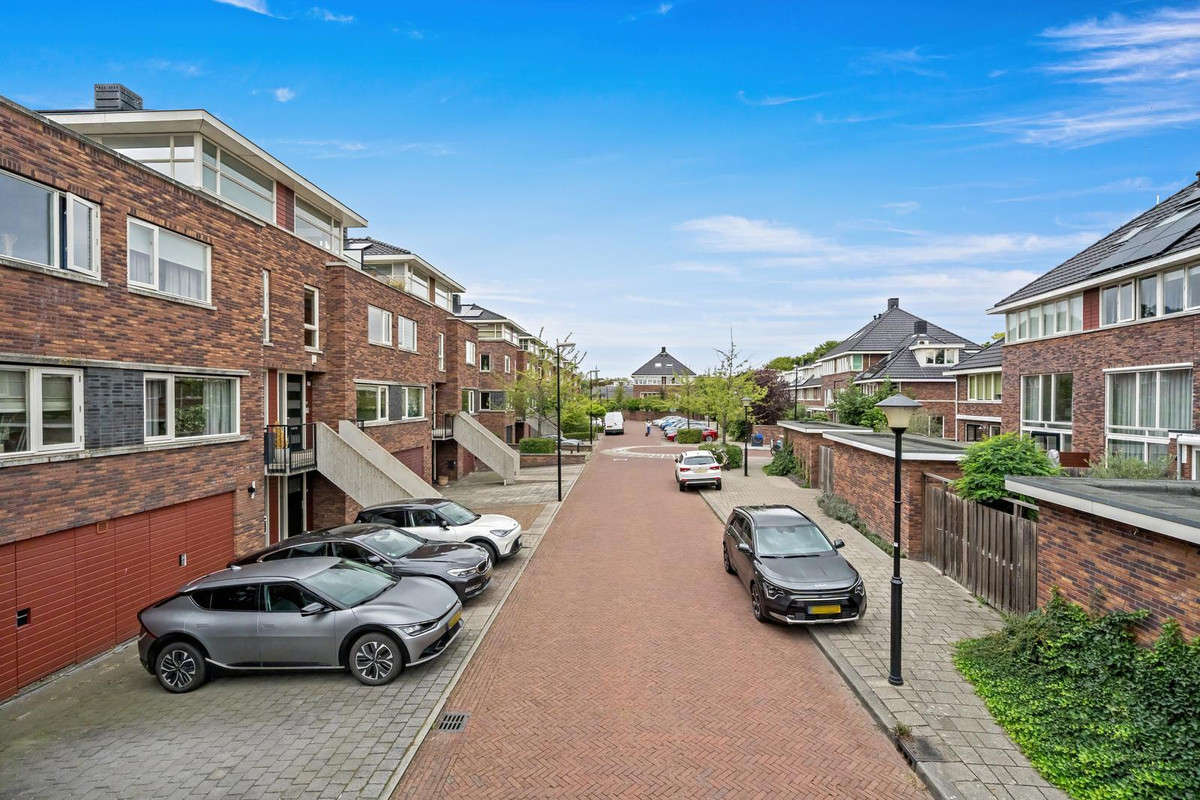 Tussenwoning te koop: Prunuskade 33, Rijswijk