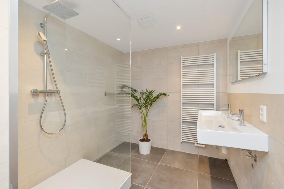 Appartement te koop: F.C. Dondersstraat 107, Utrecht
