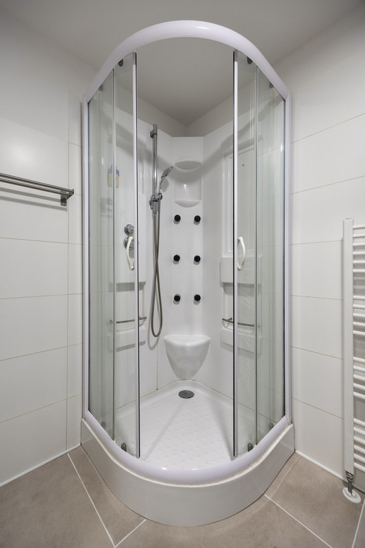 Tussenwoning te koop: Glasblazererf 12, Roermond