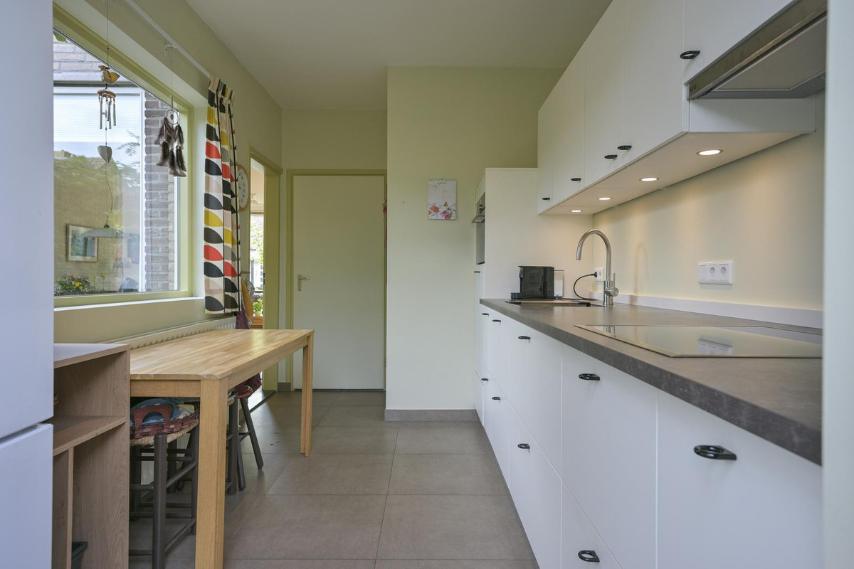 Tussenwoning te koop: Apollohof 76, Maastricht