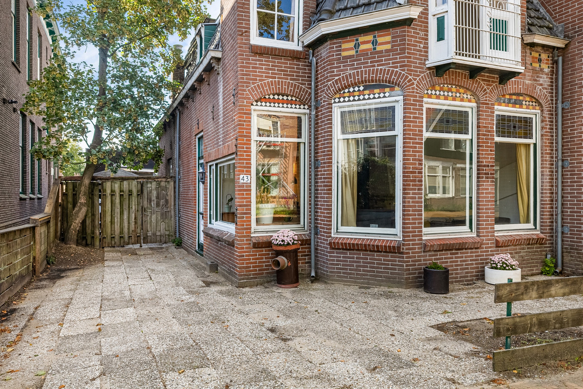 Twee-onder-één-kap te koop: Lagendijk 43, Koog Aan De Zaan