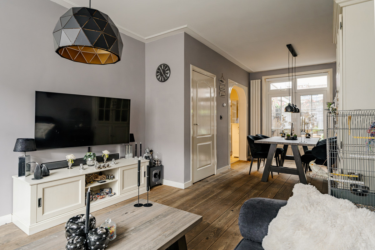Tussenwoning te koop: Scheldestraat 3, Haarlem
