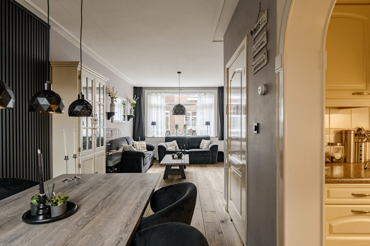 Tussenwoning te koop: Scheldestraat 3, Haarlem