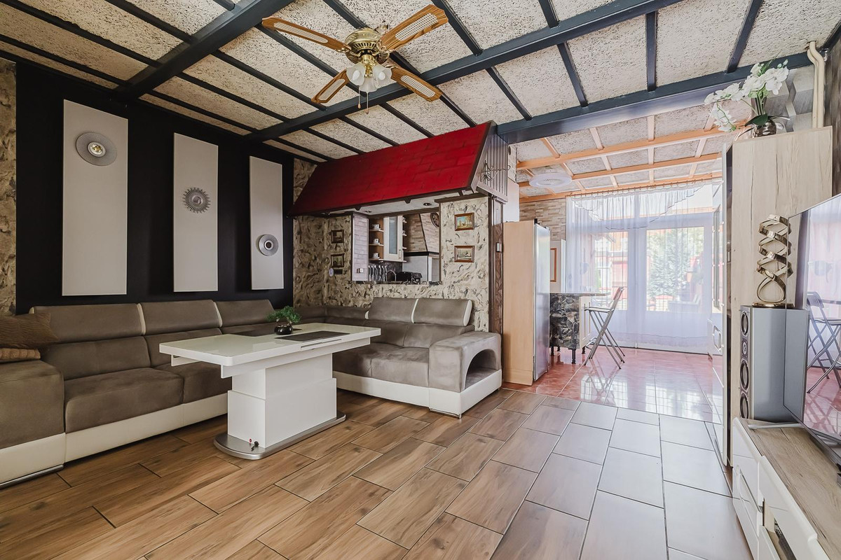 Tussenwoning te koop: Banningstraat 35, Tilburg