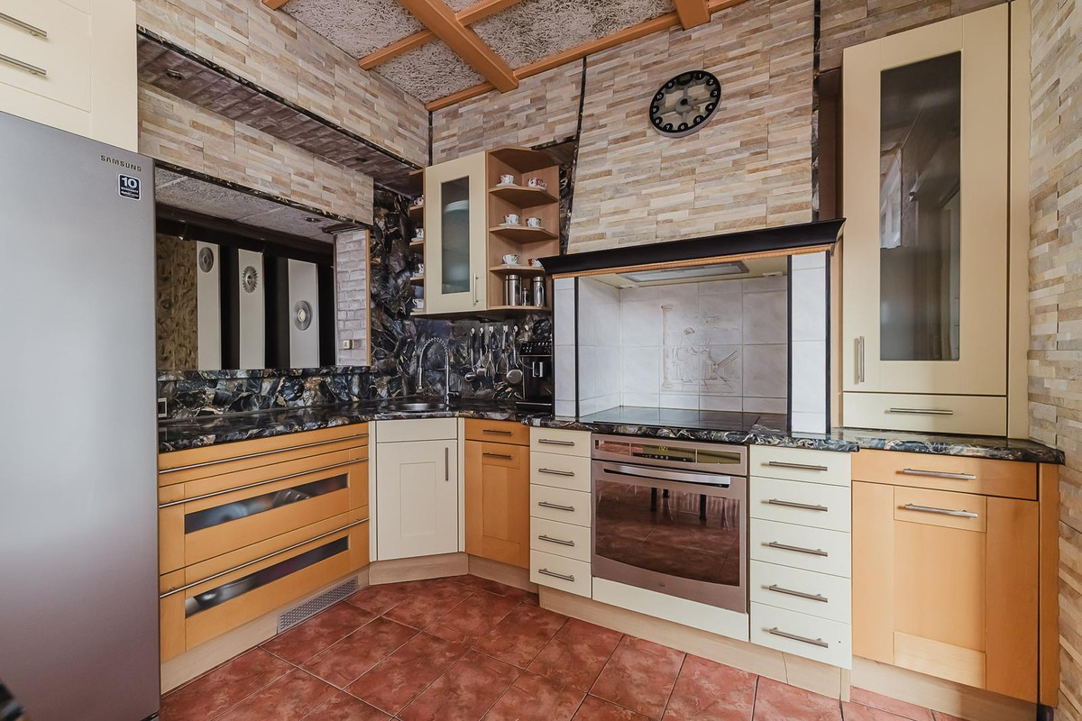 Tussenwoning te koop: Banningstraat 35, Tilburg