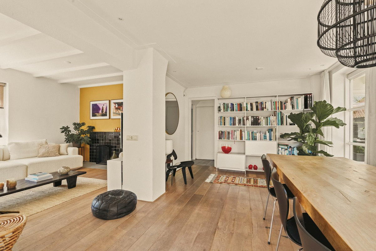 Vrijstaande woning te koop: Zuideinde 271, Oostzaan