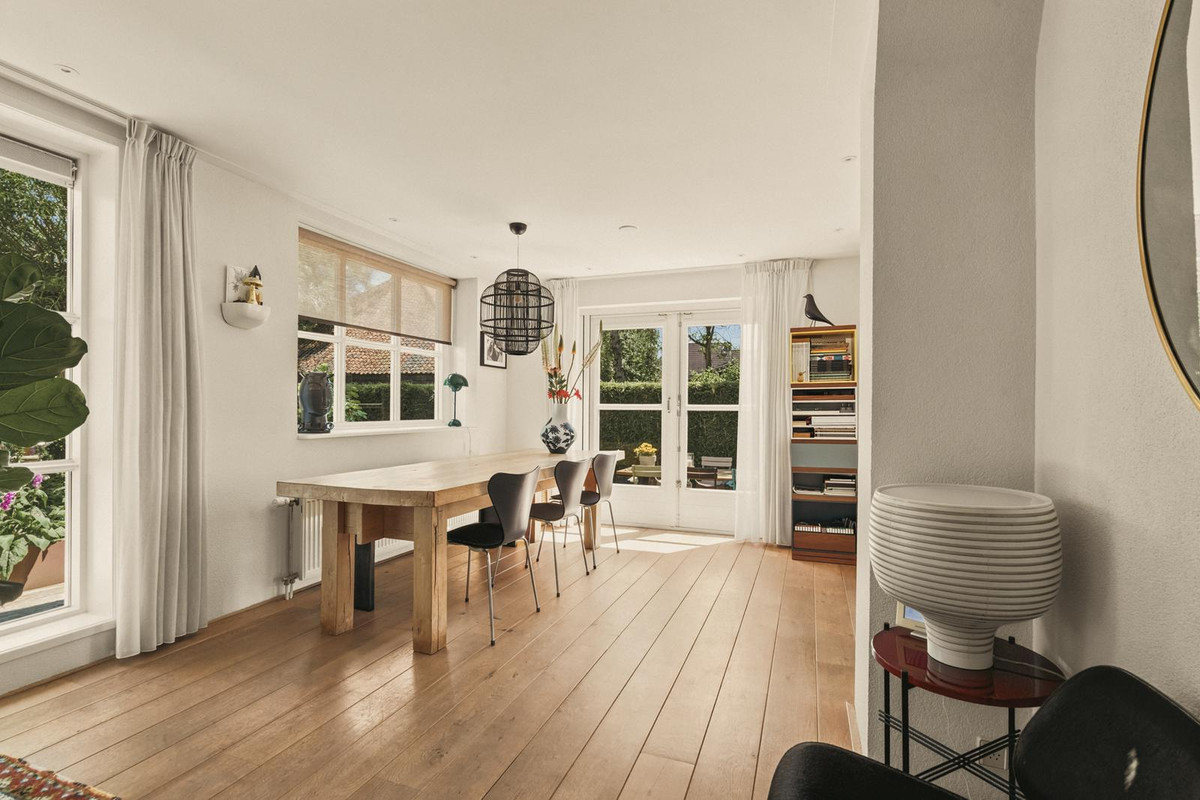 Vrijstaande woning te koop: Zuideinde 271, Oostzaan